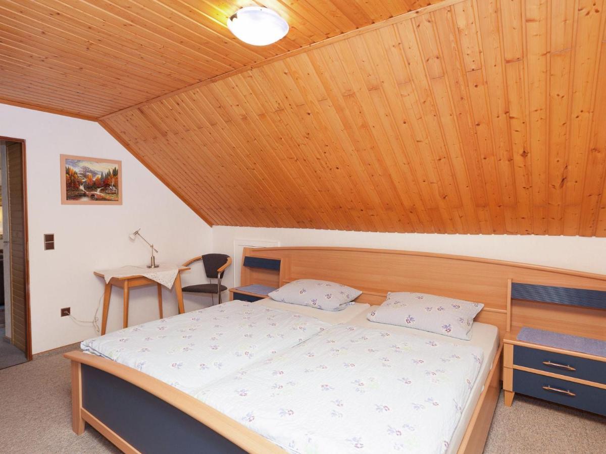 Flat In Polle Near The Forest المظهر الخارجي الصورة