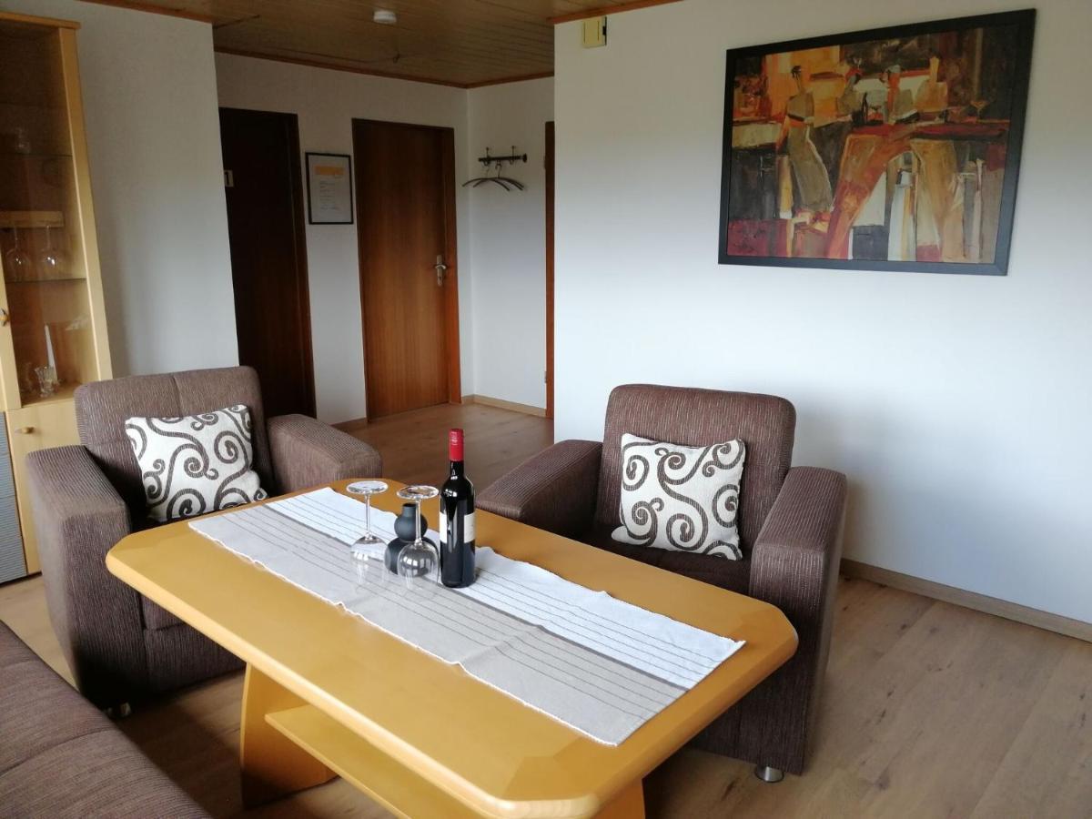 Flat In Polle Near The Forest المظهر الخارجي الصورة