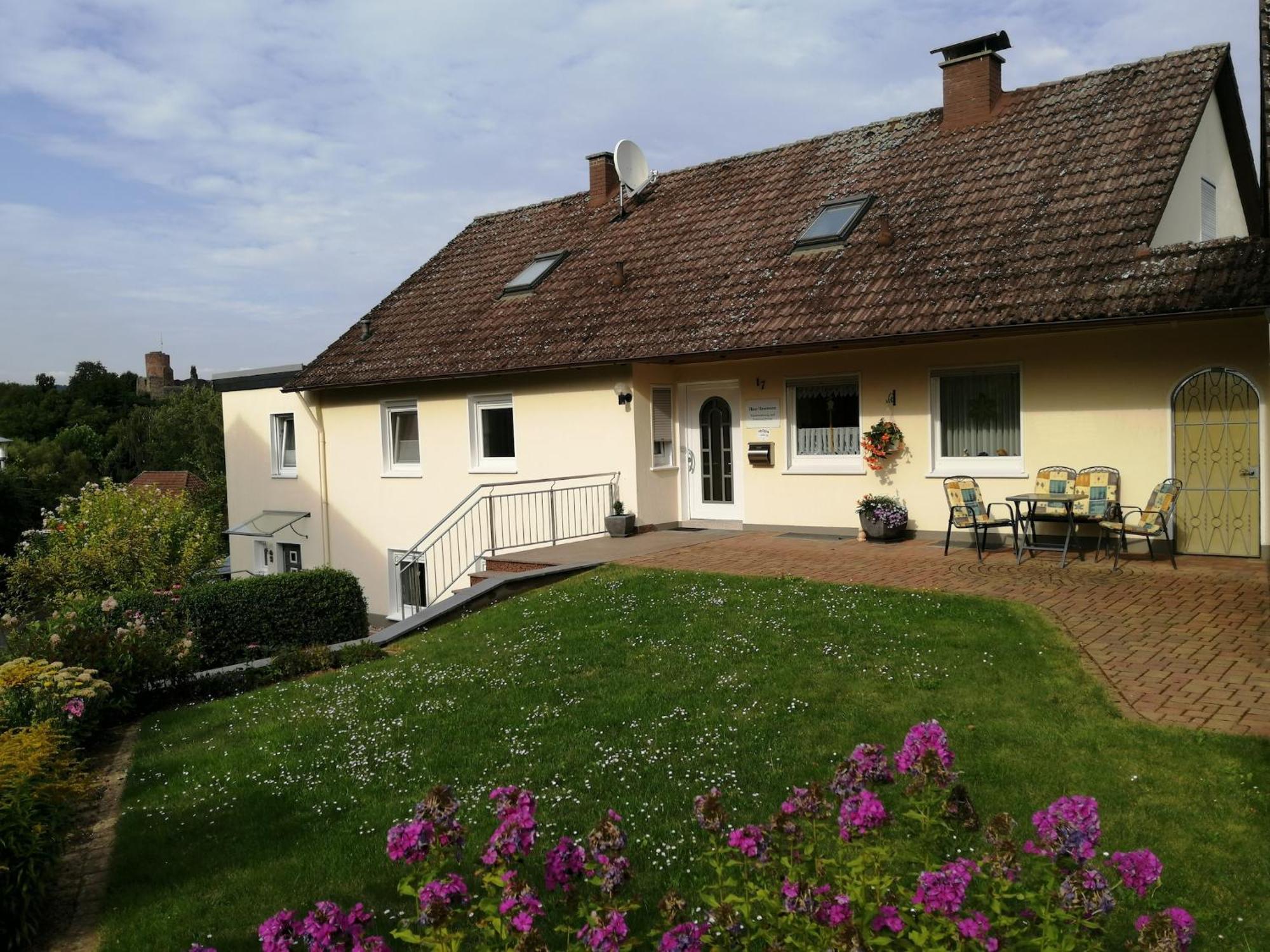 Flat In Polle Near The Forest المظهر الخارجي الصورة